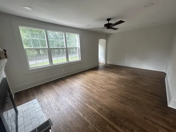 $529,000 | 810 West Lincoln Street, Tullahoma, TN 37388