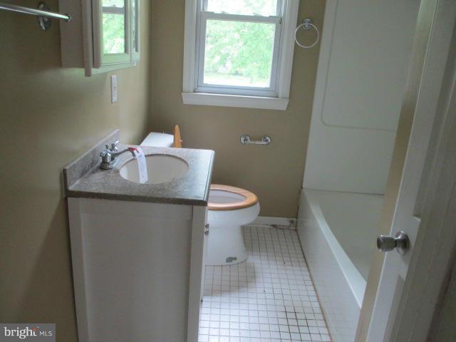 361 Nicholson Road Baltimore, MD 21221 - Photo 6 of 10 Bedroom
