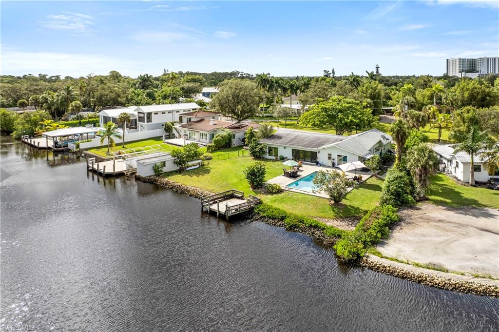 2271 Harbor Road Naples, FL 34104 - Photo 8 of 35