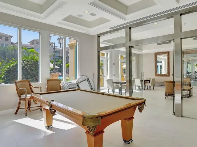 $3,100 | 99 Southeast Mizner Boulevard, Unit 423, Boca Raton, FL 33432