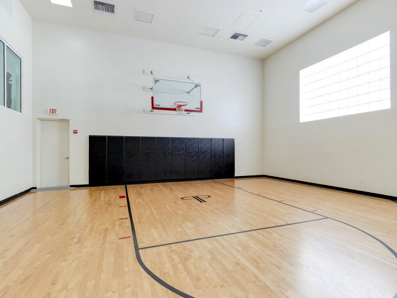 99 Southeast Mizner Boulevard, Unit 423 Boca Raton, FL 33432 - Photo 22 of 27 PP half basketball court 2025