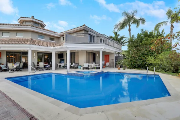 $2,250,000 | 204 Chinook Lane, Jupiter, FL 33458