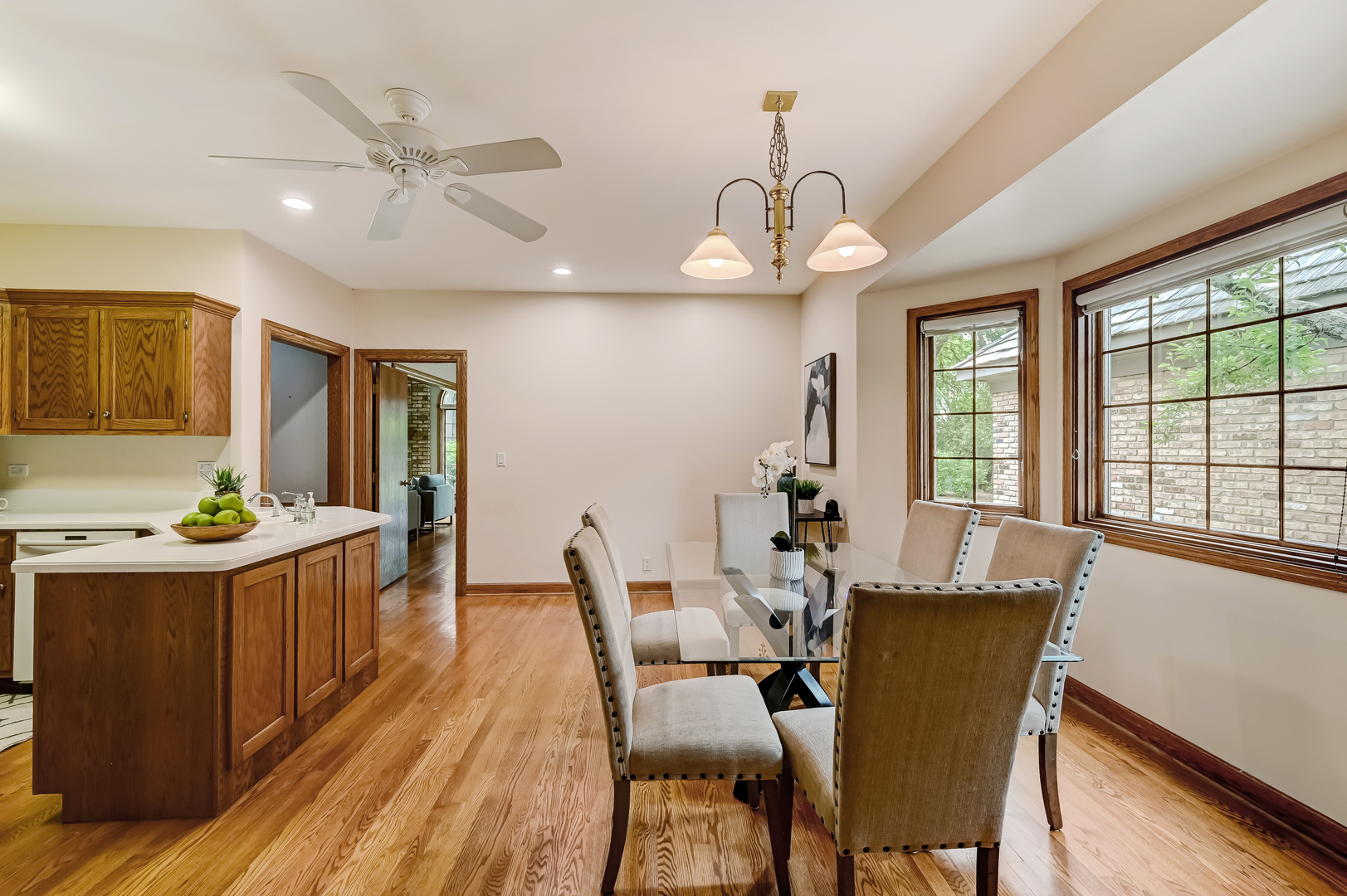 68 Berkshire Court Burr Ridge, IL 60527 - Photo 13 of 32