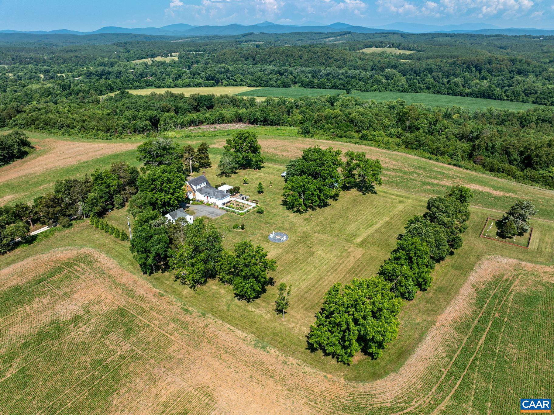 12994 Howardsville Road Scottsville, VA 24590 - Photo 35 of 59 Gallery Image 35