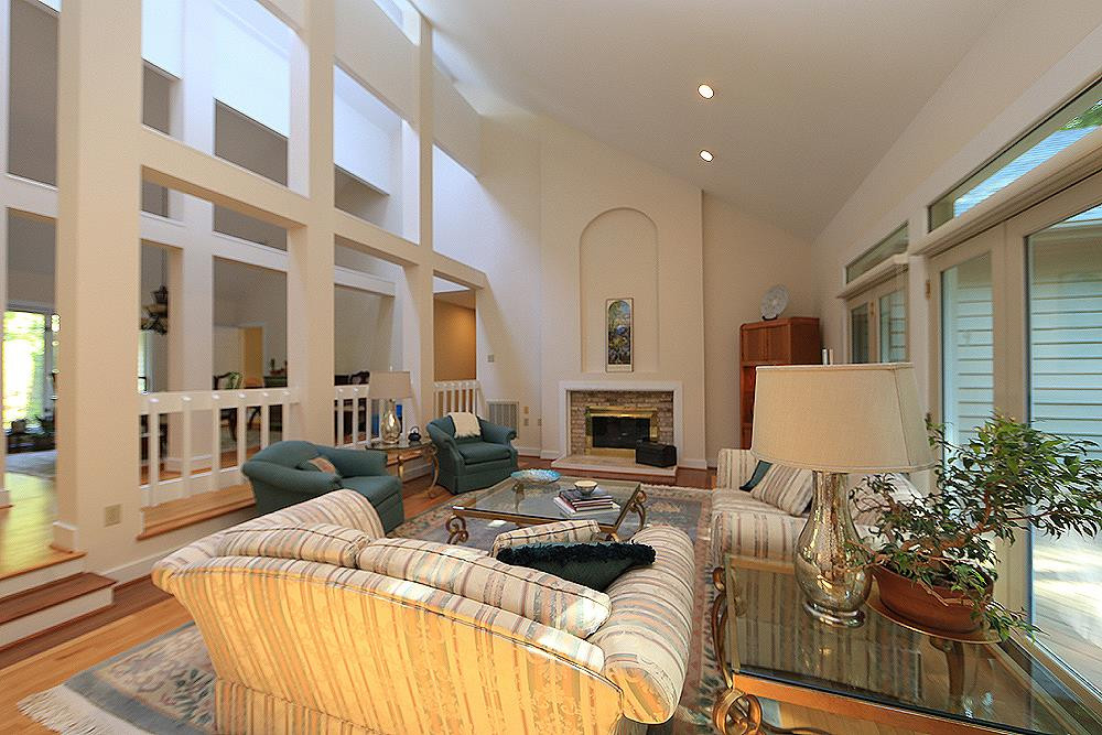 2316 Heartley Drive Raleigh, NC 27615 - Photo 3 of 25 Living Room