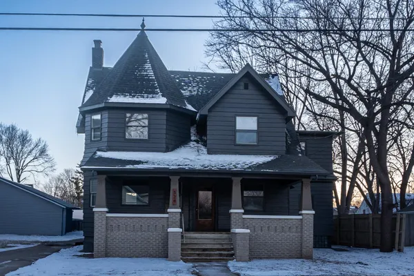 $375,000 | 329 Taylor Street, Kaukauna, WI 54130