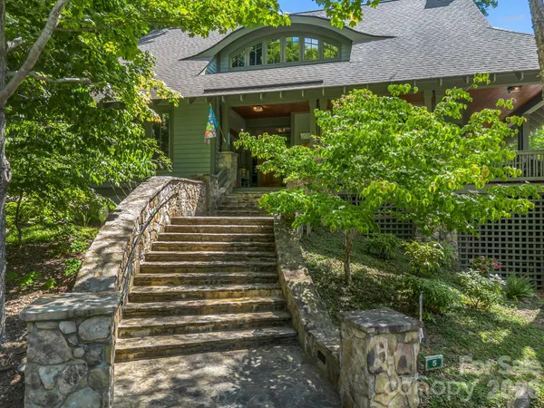 $1,400,000 | 5 Longfellow Drive, Black Mountain, NC 28711