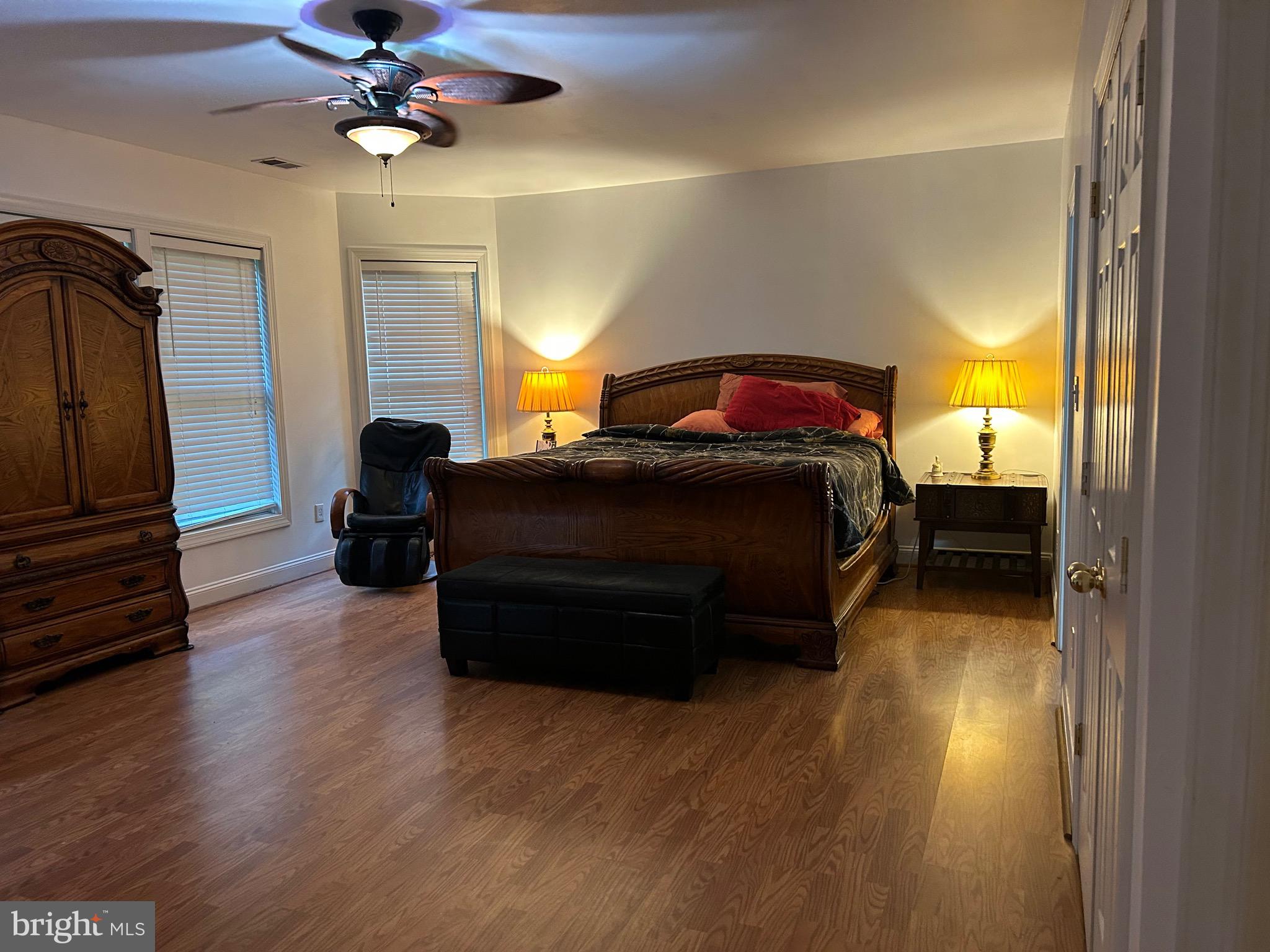 10409 Lees Mill Road Warrenton, VA 20186 - Photo 16 of 57 MASTER BEDROOM