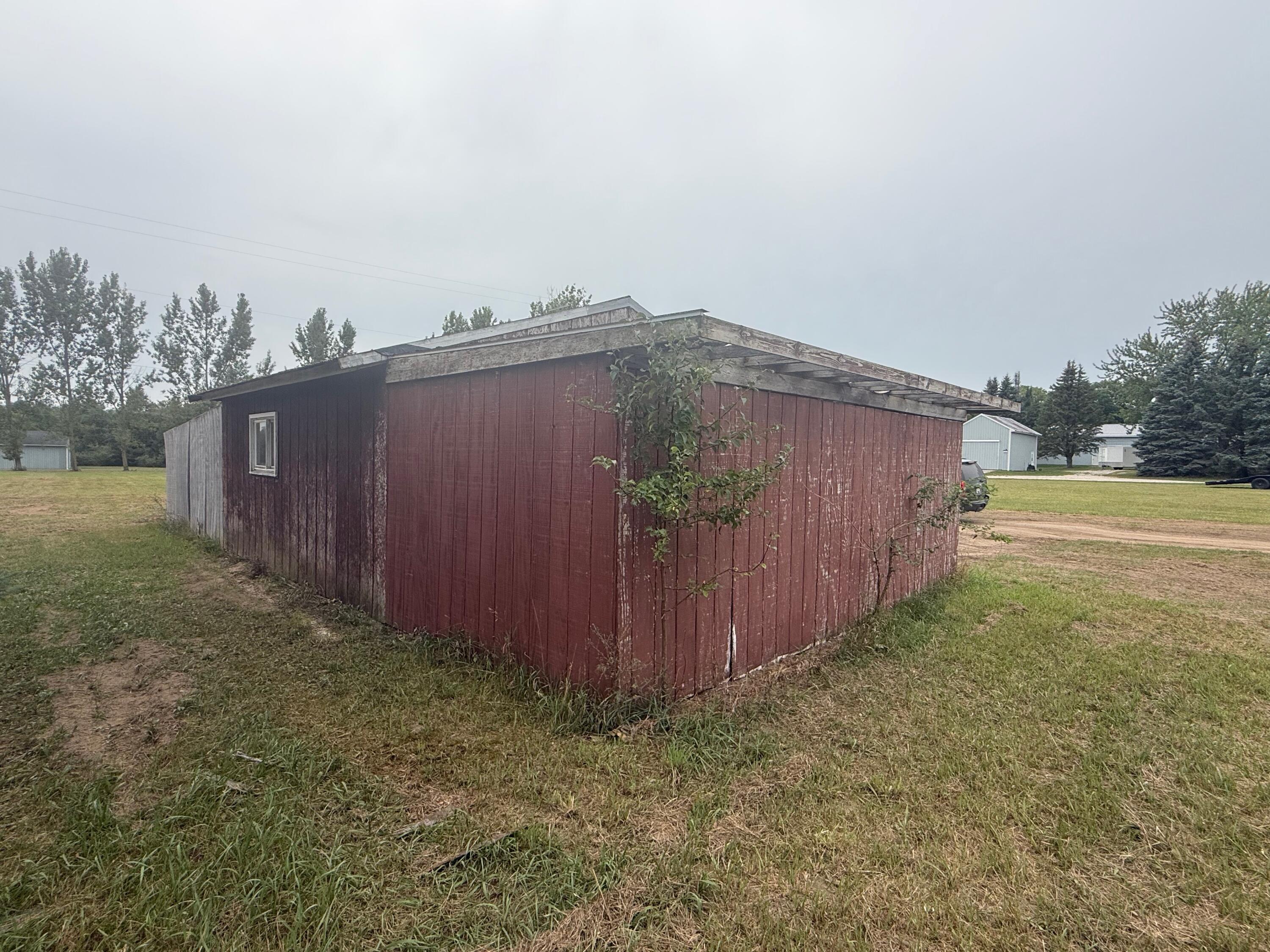 7573 County Farm Road Greenville, MI 48838 - Photo 4 of 18 15DFCCAC-A3D6-4476-9683-CFEEAE2A5211