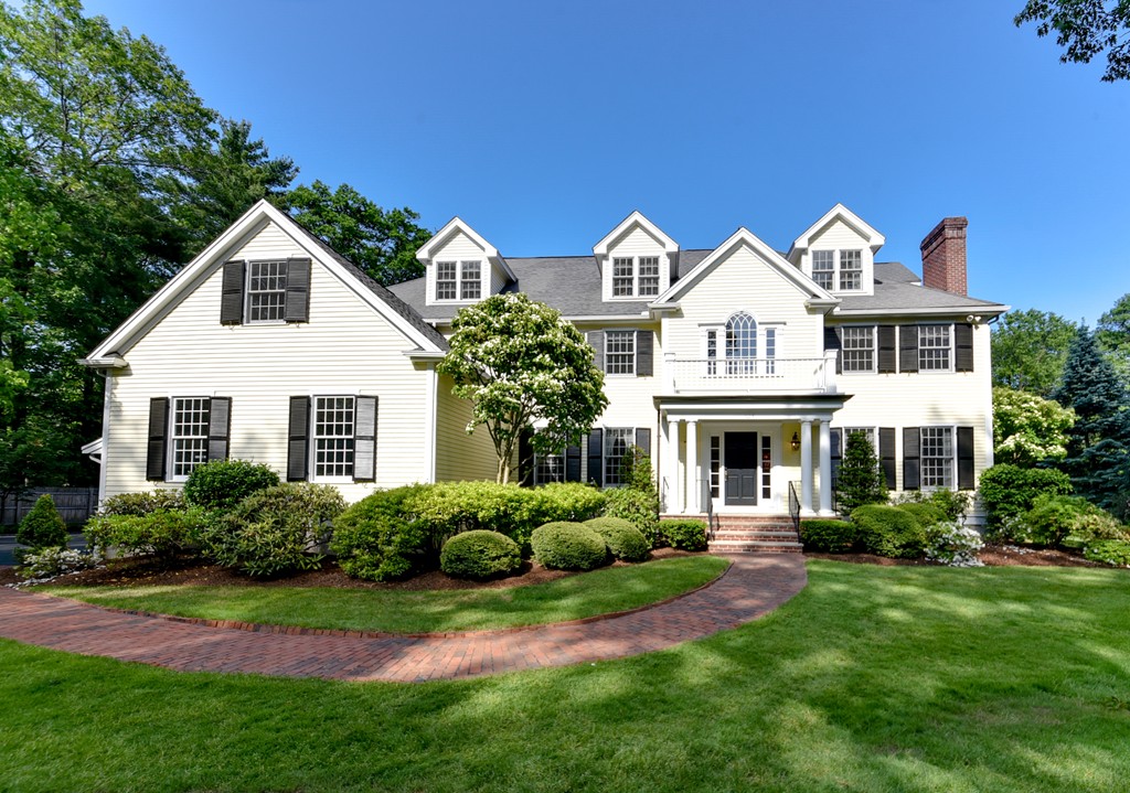 128 Dover Road Wellesley, MA 02482 - Photo 1 of 30 Gallery Image 1