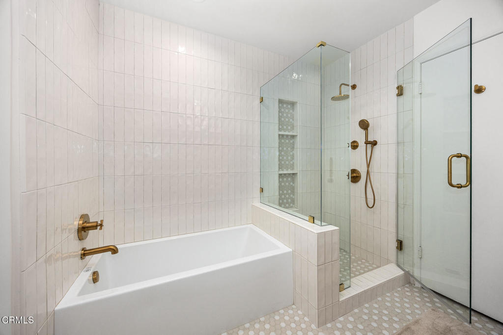 1620 Knollwood Drive Pasadena, CA 91103 - Photo 12 of 59 a bathroom with a bathtub and shower