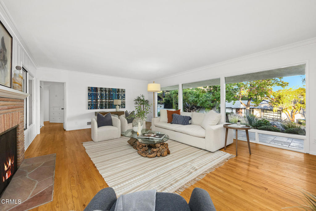 1620 Knollwood Drive Pasadena, CA 91103 - Photo 18 of 59 a living room with furniture and a large window
