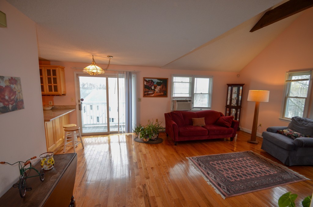 93 Victoria Heights Road, Unit 93 Boston, MA 02136 - Photo 18 of 23 Gallery Image 18
