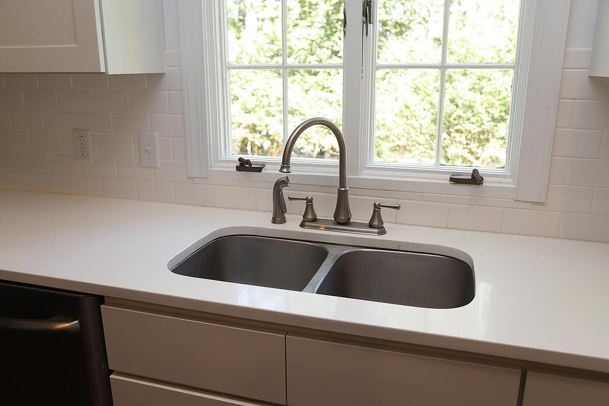 3712 Pleasant Valley Road Raleigh, NC 27612 - Photo 12 of 31 Photo 12