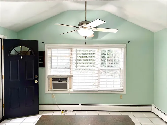 $2,500 | 99 Marlborough Street, Unit A, East Greenwich, RI 02818