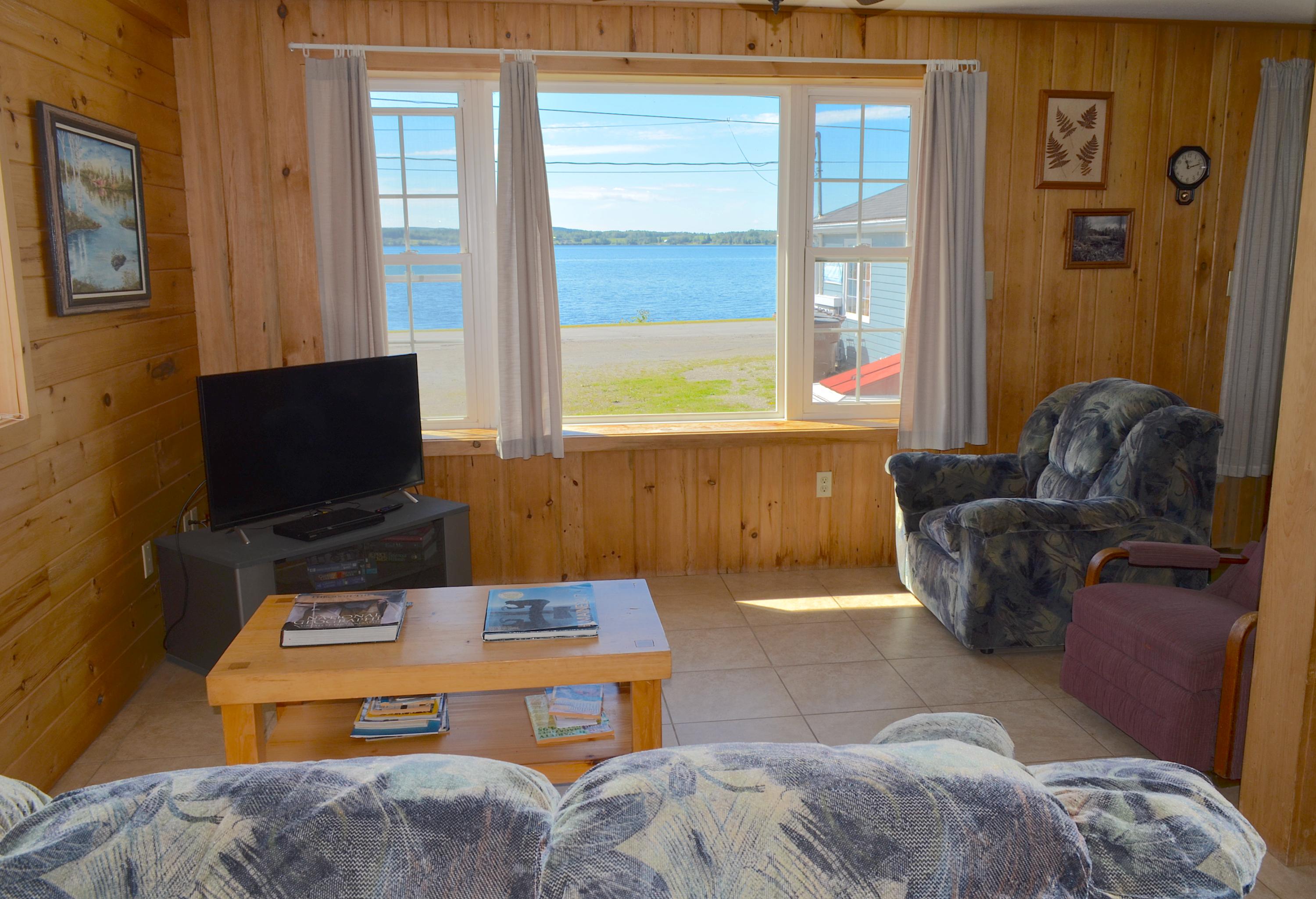 726 Lake Shore Road St. David, ME 04773 - Photo 18 of 25 Living Room