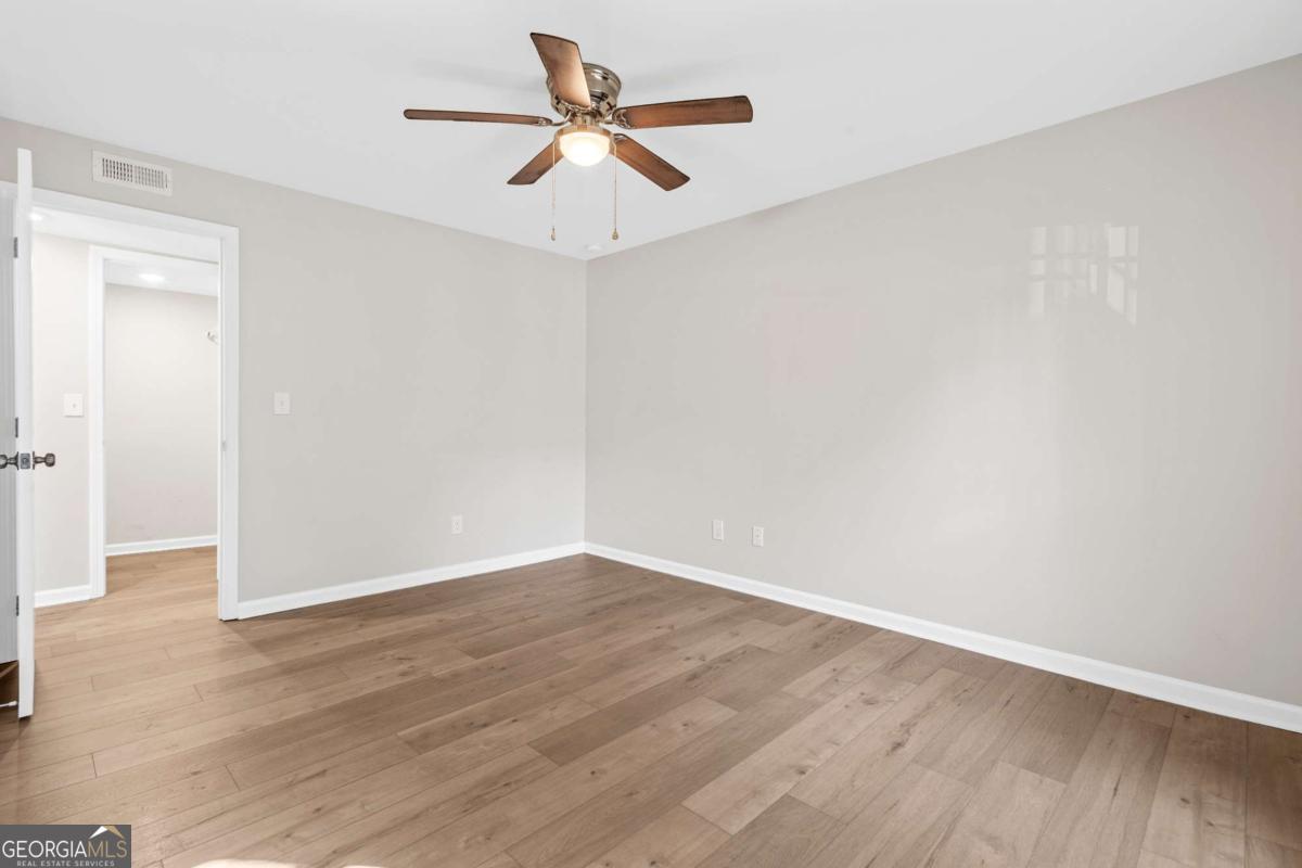 1166 Booth Road Southwest, Unit 407 Marietta, GA 30008 - Photo 13 of 18