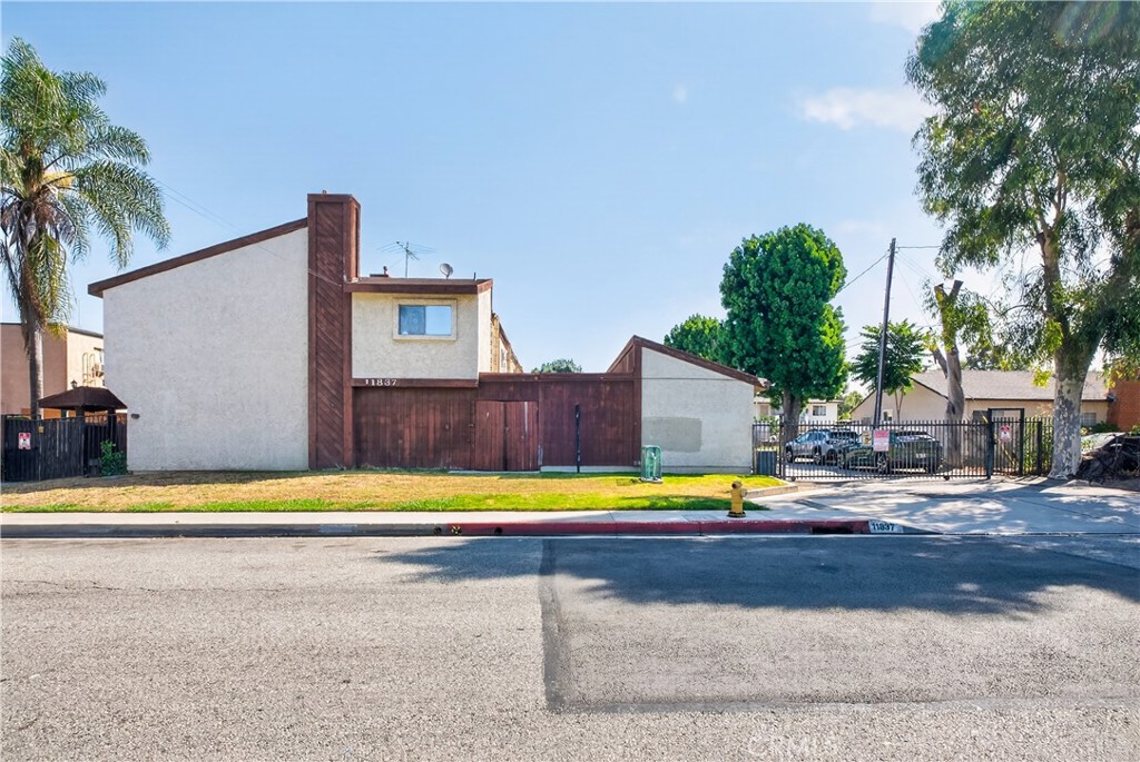 11837 Ferris Road, Unit K El Monte, CA 91732 - Photo 19 of 19