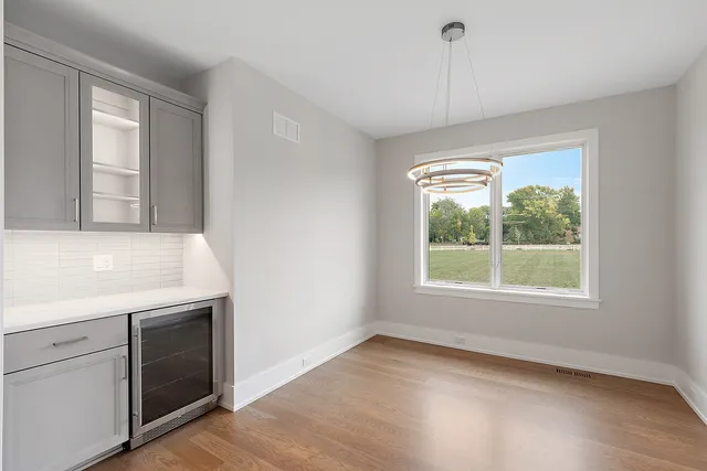 $998,000 | 11045 Lizmore Lane, Orland Park, IL 60467