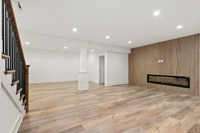 $998,000 | 11045 Lizmore Lane, Orland Park, IL 60467