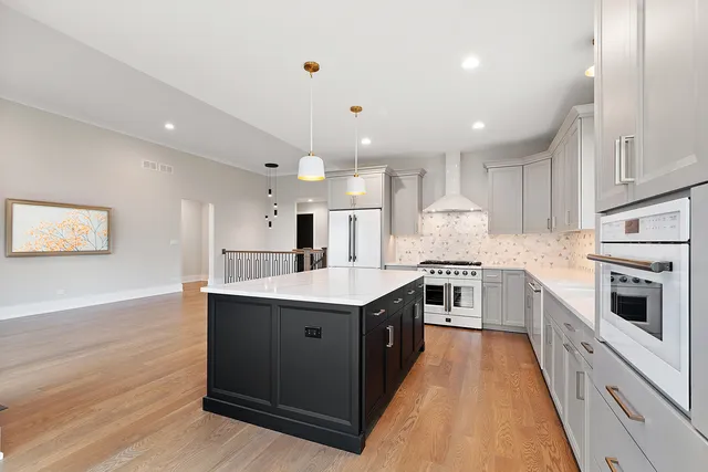 $998,000 | 11045 Lizmore Lane, Orland Park, IL 60467