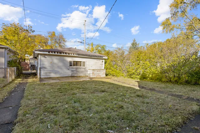 $159,900 | 8550 South Jeffery Boulevard, Chicago, IL 60617