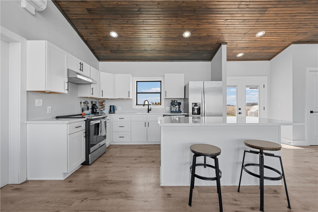 232 HCR 2302 South Abbott, TX 76621 - Photo 16 of 77