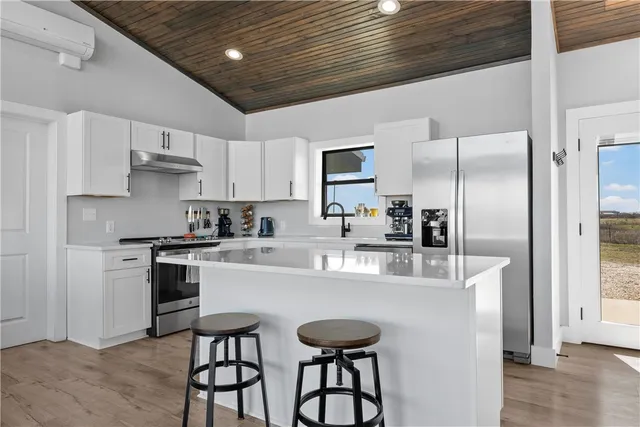 $540,000 | 232 HCR 2302 South, Abbott, TX 76621