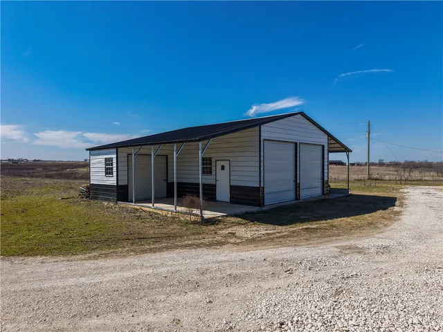 $540,000 | 232 HCR 2302 South, Abbott, TX 76621