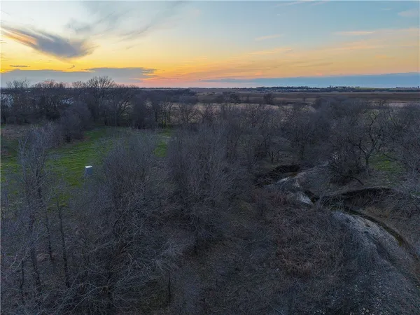 $540,000 | 232 HCR 2302 South, Abbott, TX 76621