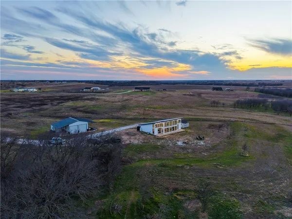 $540,000 | 232 HCR 2302 South, Abbott, TX 76621