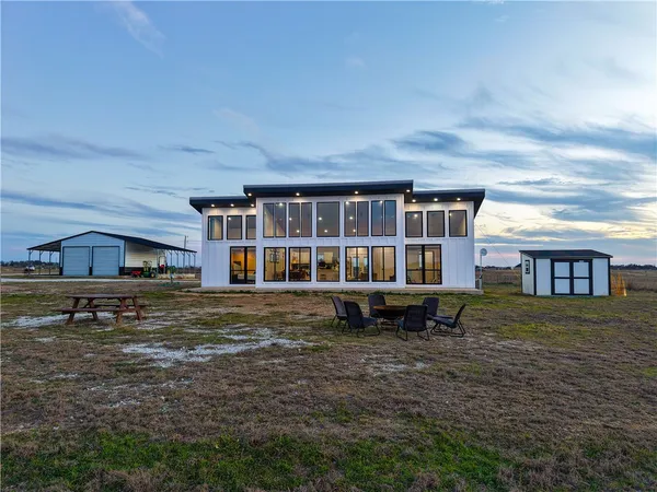 $540,000 | 232 HCR 2302 South, Abbott, TX 76621