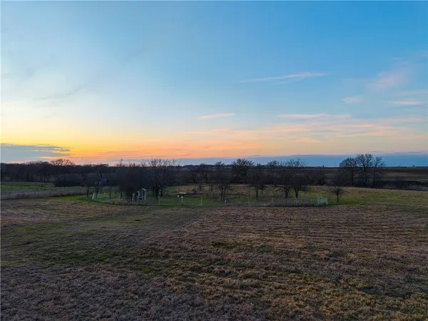 $540,000 | 232 HCR 2302 South, Abbott, TX 76621