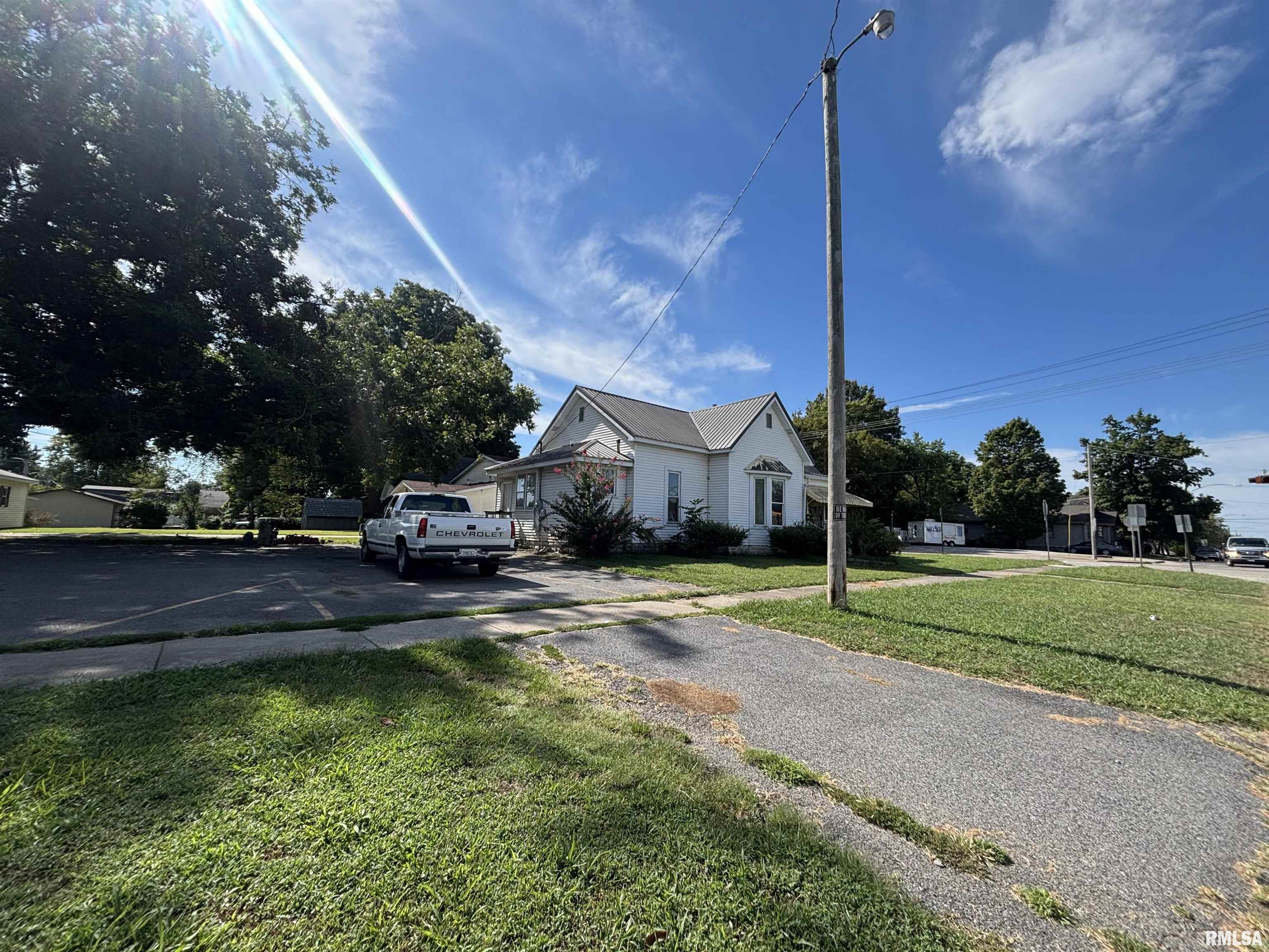 1002 Ferry Street Metropolis, IL 62960 - Photo 3 of 13