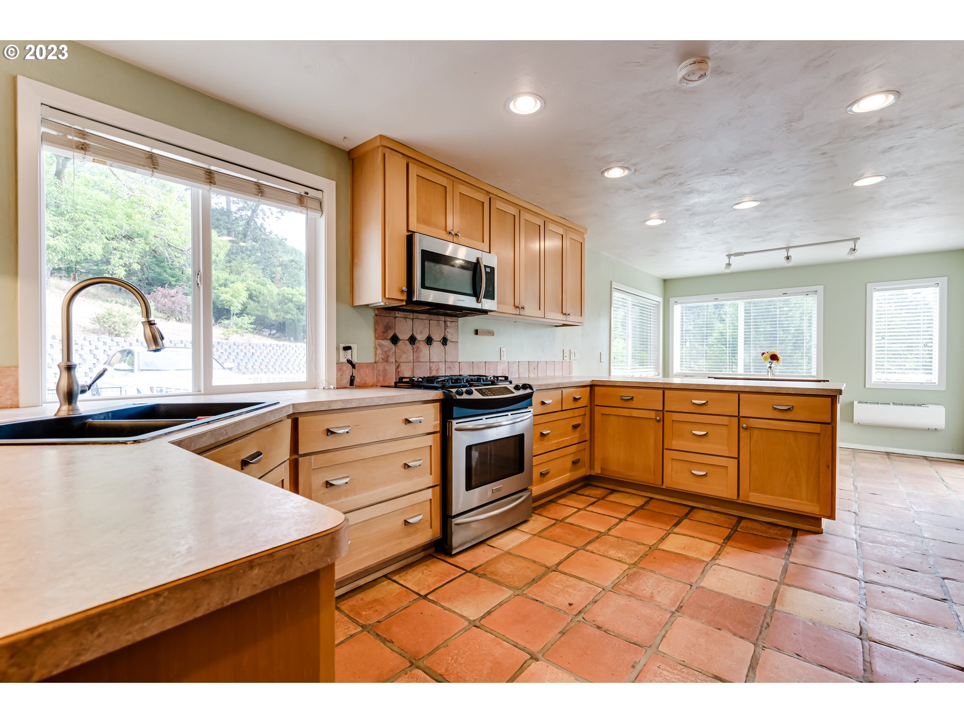 25429 Butler Road Junction City, OR 97448 - Photo 14 of 33 Gallery Image 14