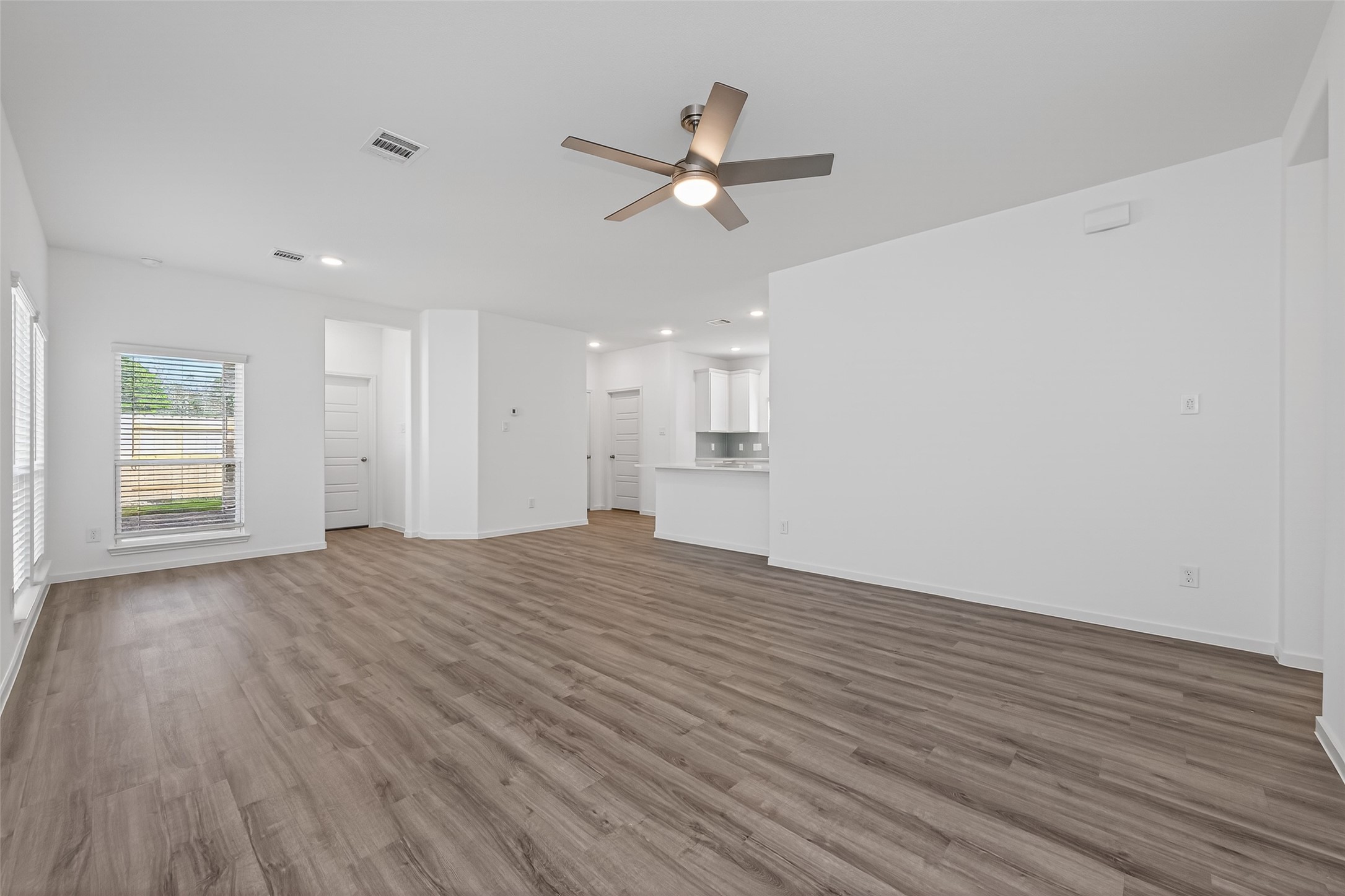 9746 Enclave Ridge Road Willis, TX 77318 - Photo 7 of 24