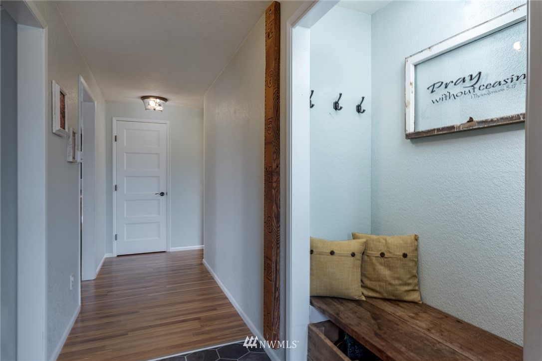 8635 Bender Road Lynden, WA 98264 - Photo 6 of 34 Gallery Image 6