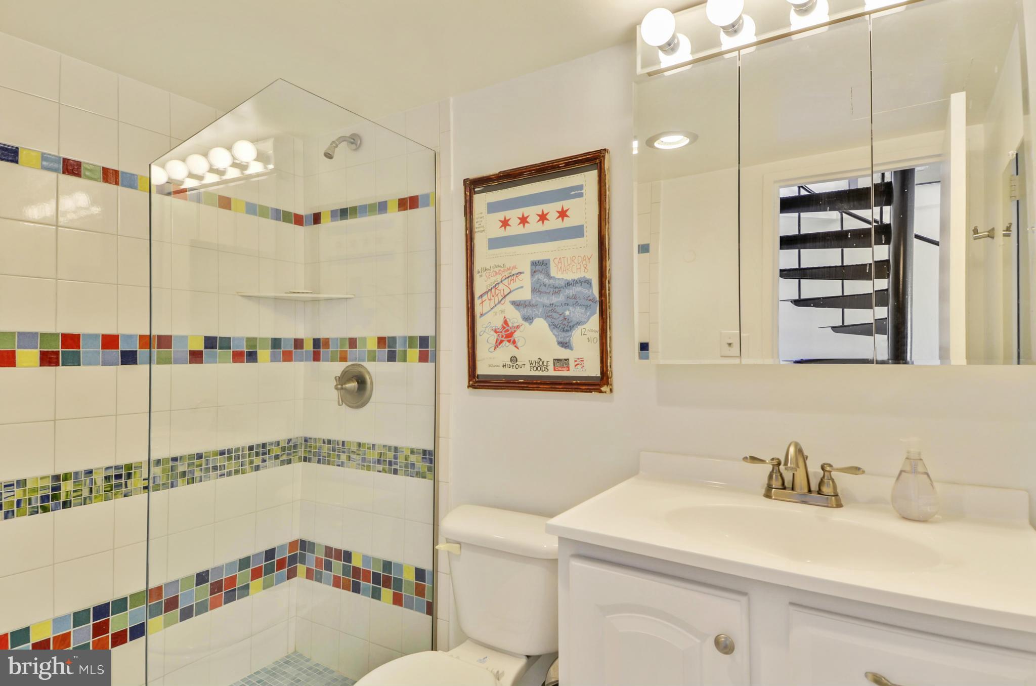 560 N Street Southwest, Unit 8901N Washington, DC 20024 - Photo 18 of 30 Updated Bath