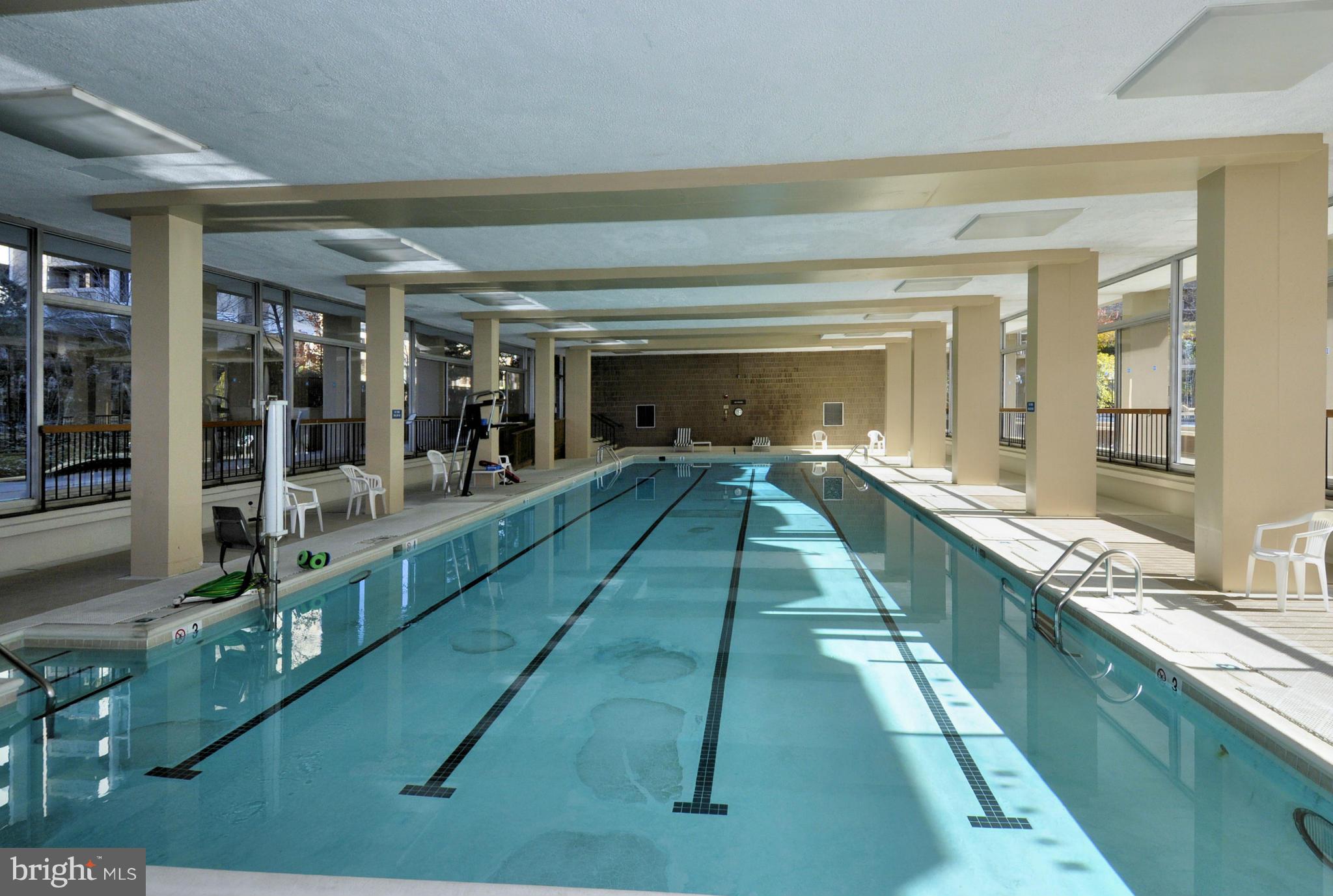 560 N Street Southwest, Unit 8901N Washington, DC 20024 - Photo 29 of 30 Community Pool