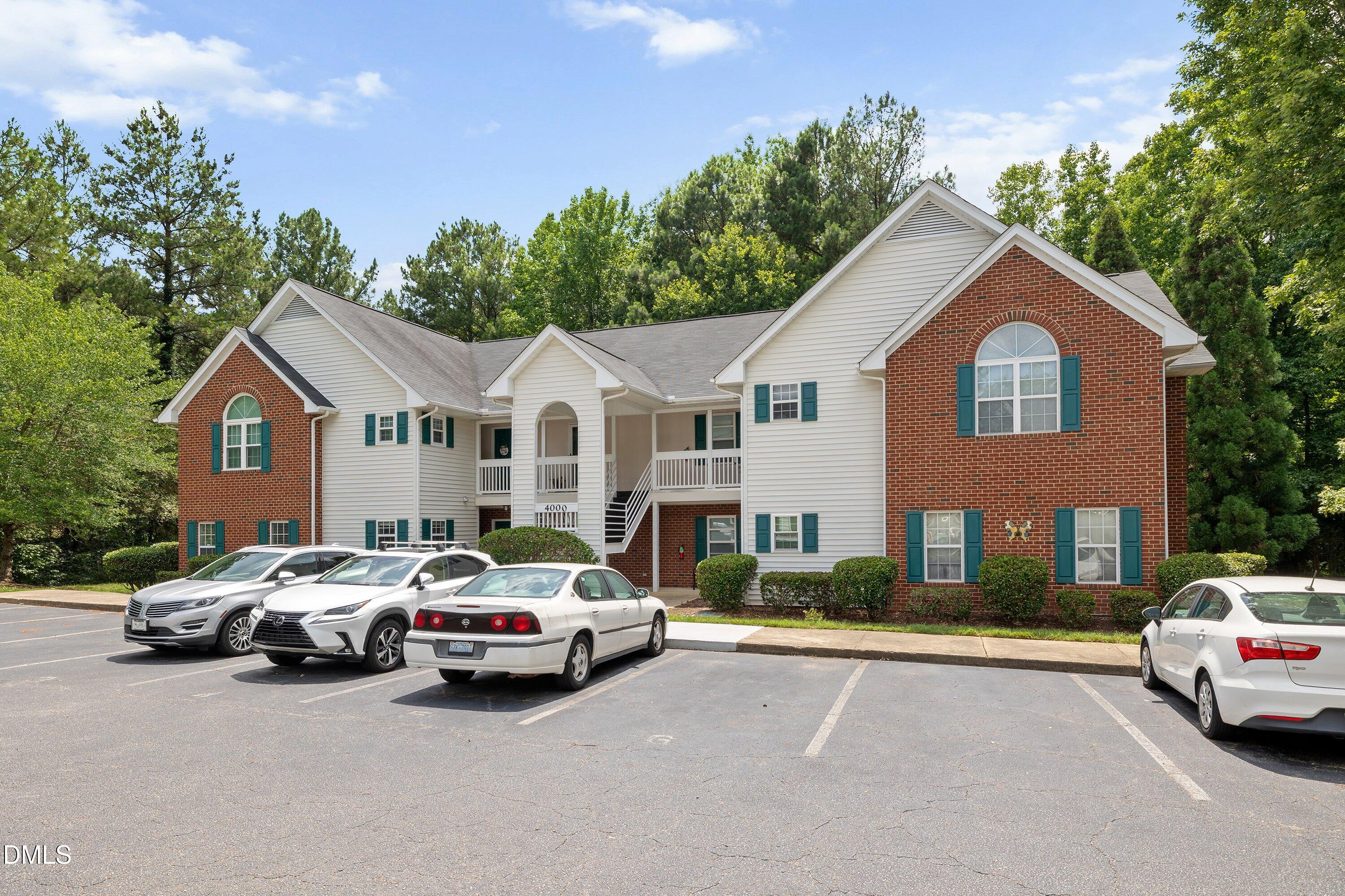 4022 Wellington Ridge Loop Cary, NC 27518 - Photo 32 of 34 03-4022 Wellington_7365