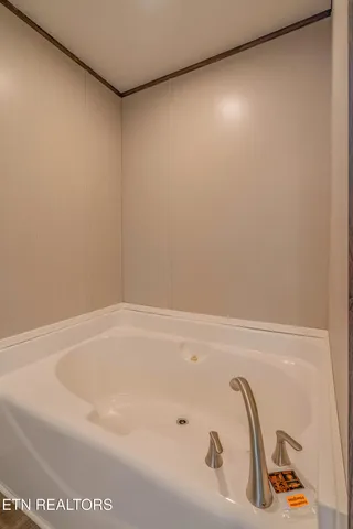 $195,000 | 505 East Hemlock Street, La Follette, TN 37766