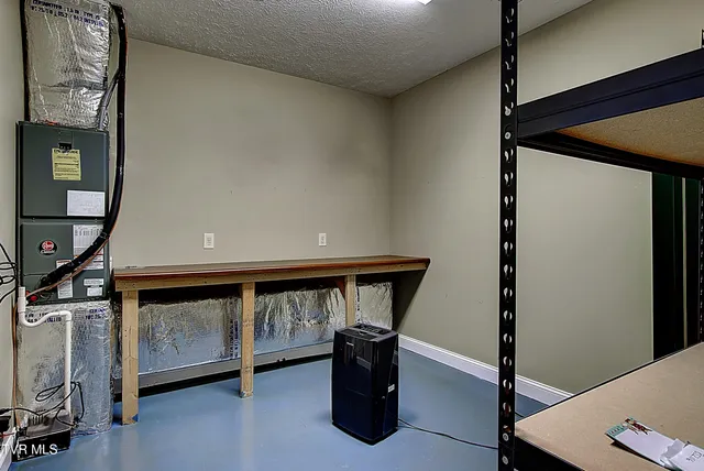 $684,900 | 295 Sunrise Drive, Elizabethton, TN 37643