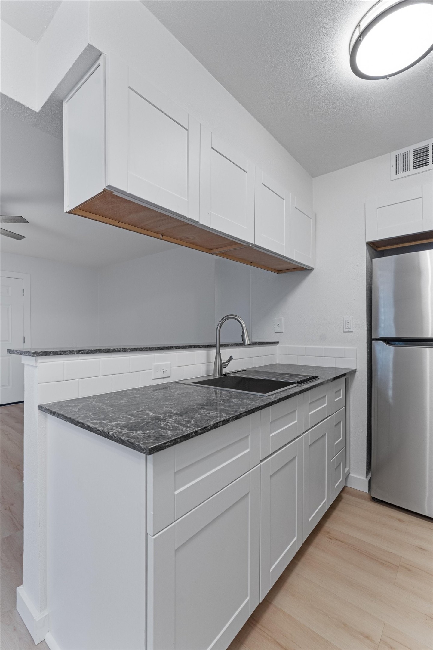 2501 Manor Circle, Unit A Austin, TX 78723 - Photo 7 of 18