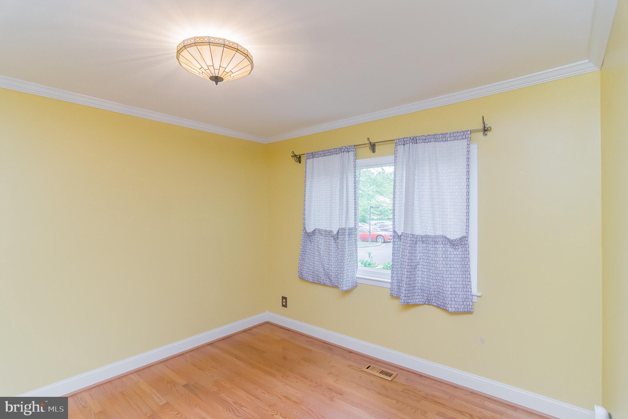 1542 Scandia Circle Reston, VA 20190 - Photo 14 of 29 Gallery Image 14