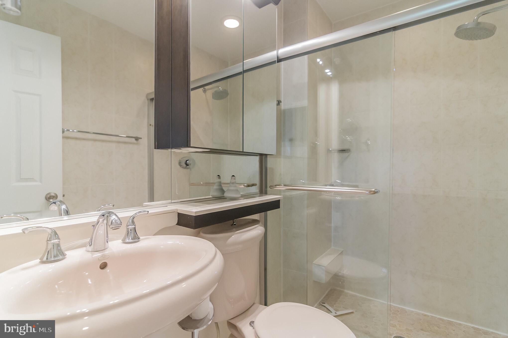 1542 Scandia Circle Reston, VA 20190 - Photo 17 of 29 Gallery Image 17