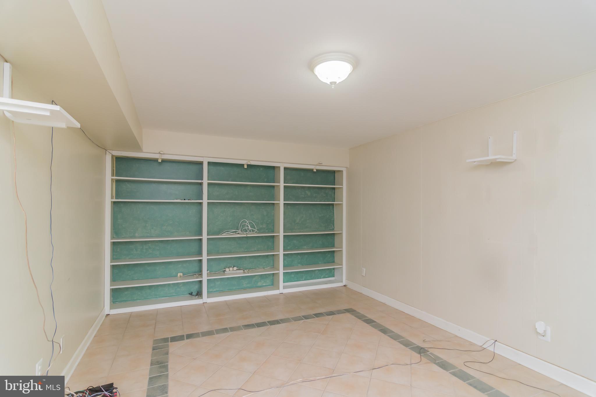 1542 Scandia Circle Reston, VA 20190 - Photo 21 of 29 Gallery Image 21