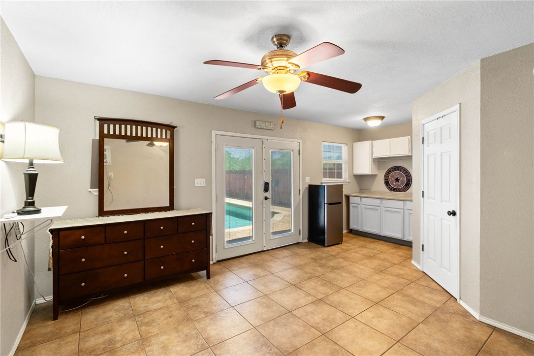 1201 Alaska Street Alice, TX 78332 - Photo 19 of 25