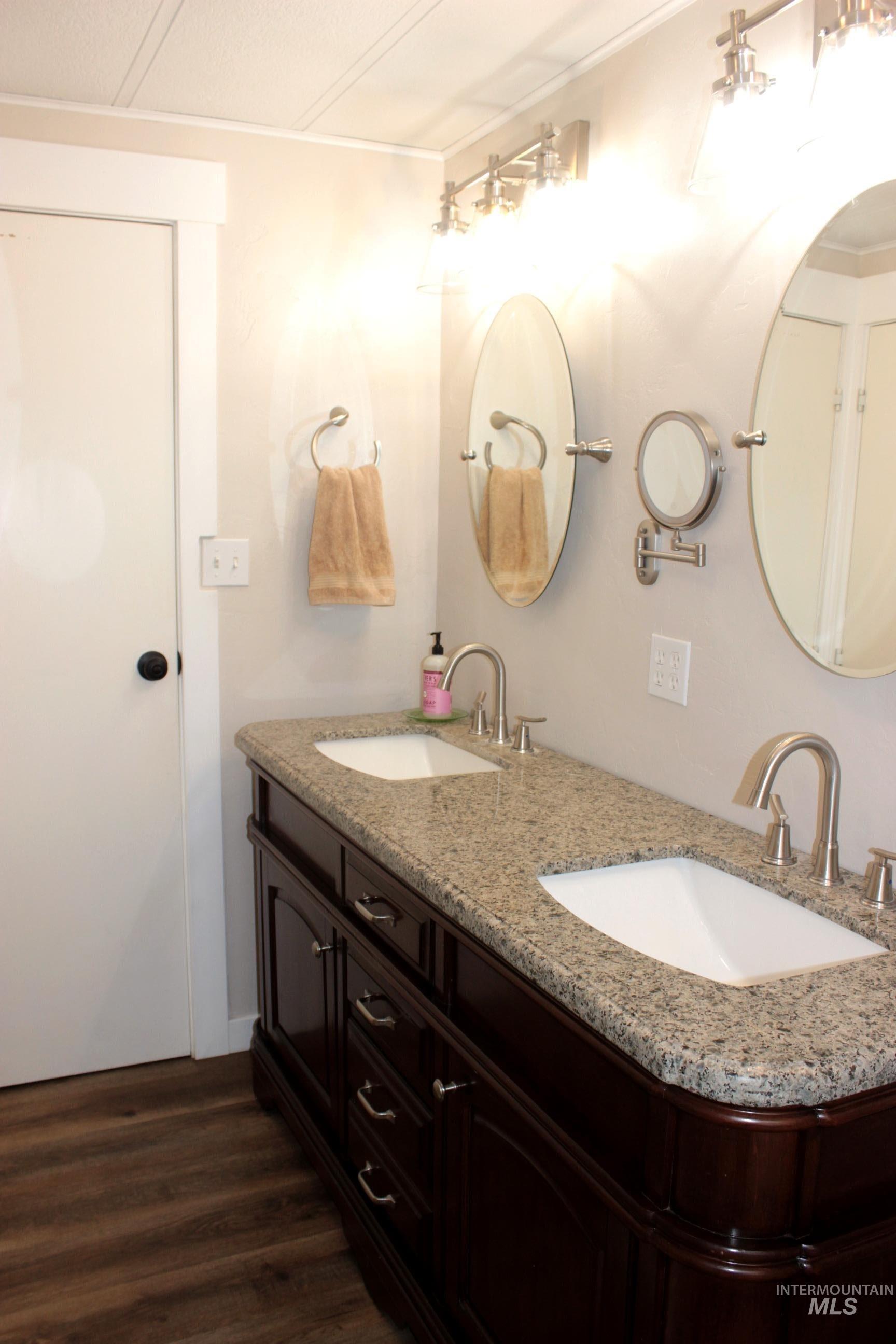 1824 Dutch Flat Road Midvale, ID 83645 - Photo 18 of 41 View of bathroom
