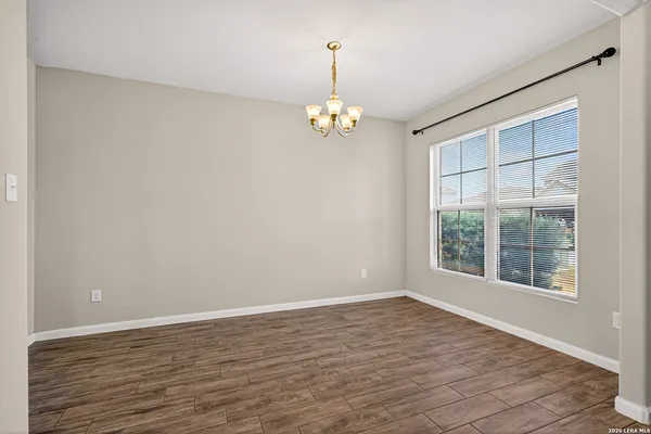 $2,395 | 10426 Rosalina Loop, Converse, TX 78109