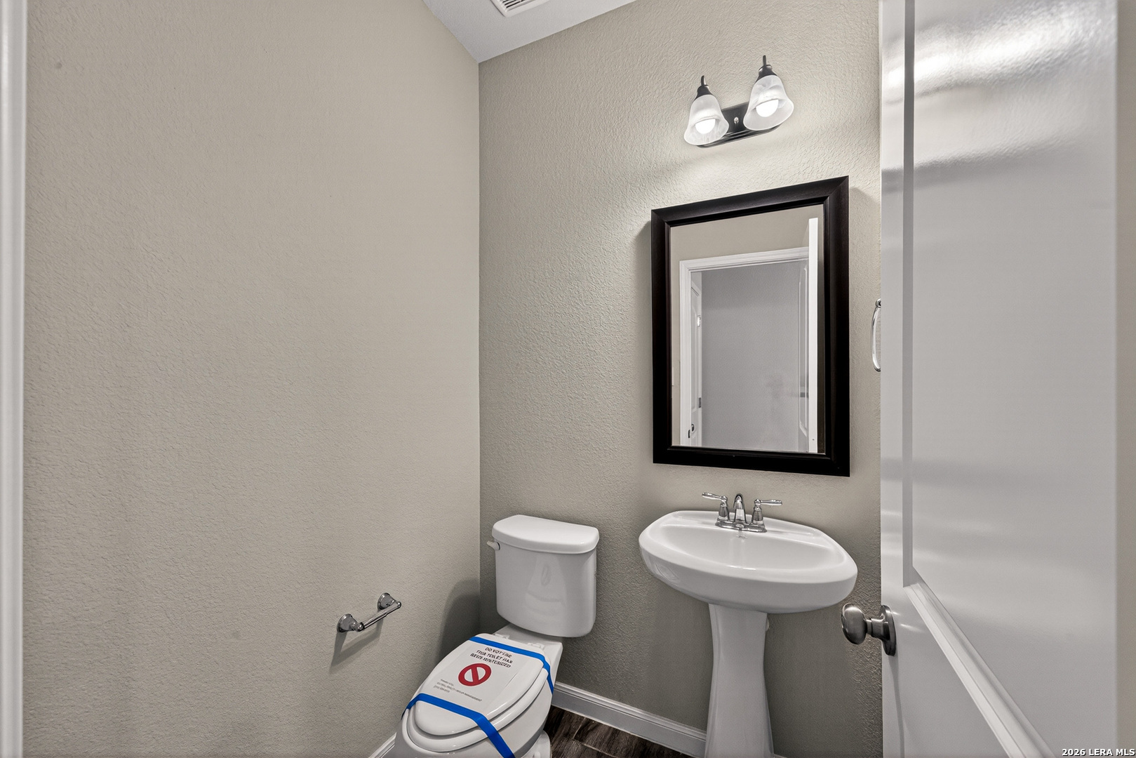 10426 Rosalina Loop Converse, TX 78109 - Photo 14 of 38